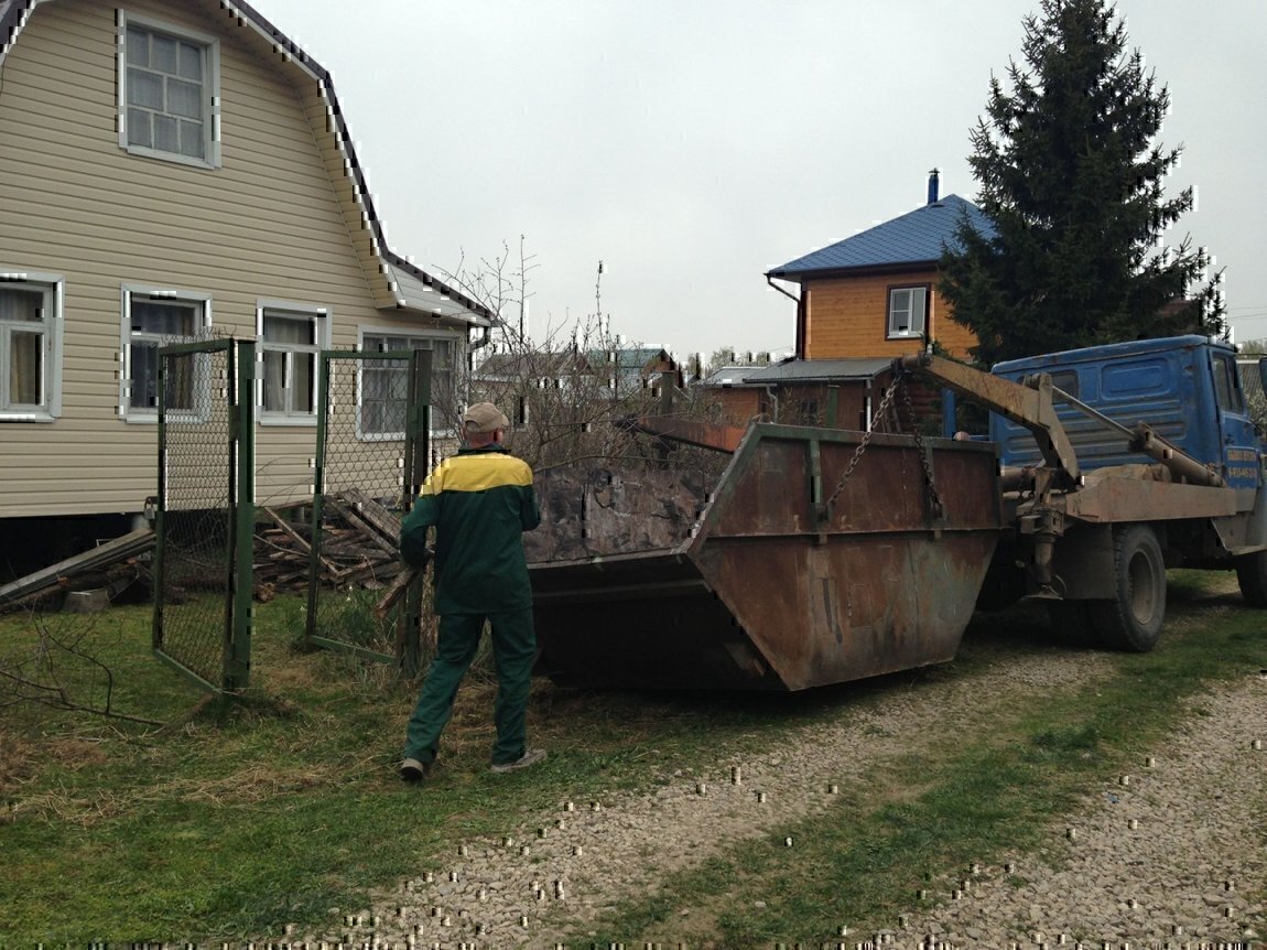 Вывоз мусора и отходов с дачи и участка СНТ в Новоалтайске в октябре