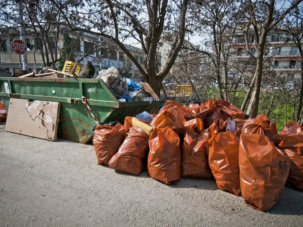 Круглосуточный вывоз мусора в Новоалтайске в октябре