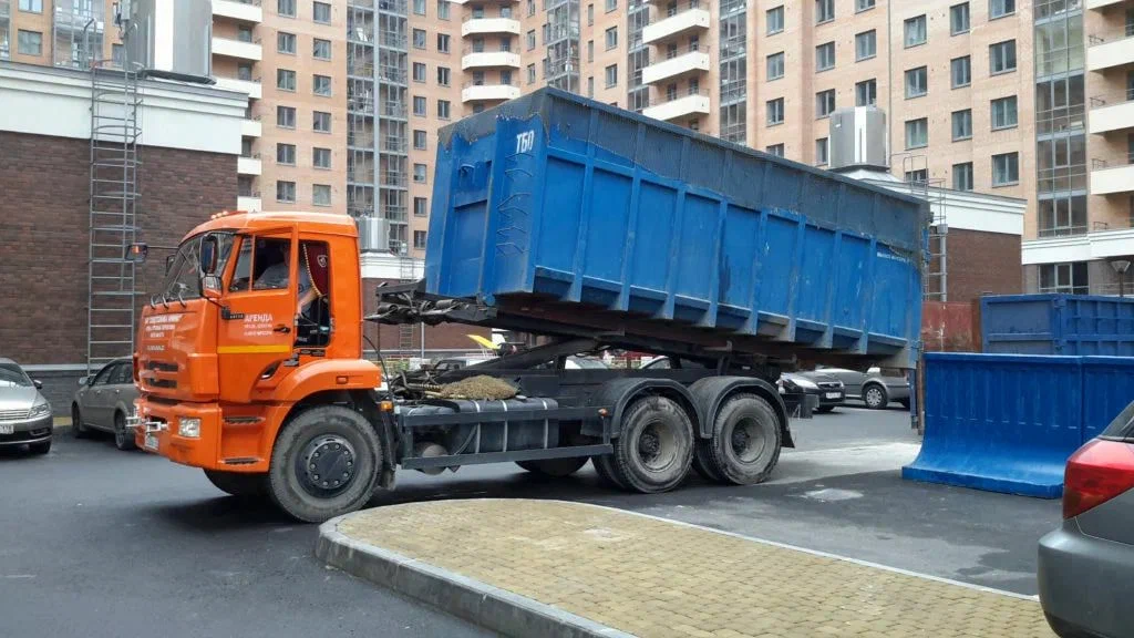 Аренда пухто для вывоза строительного и бытового мусора в Новоалтайске в октябре