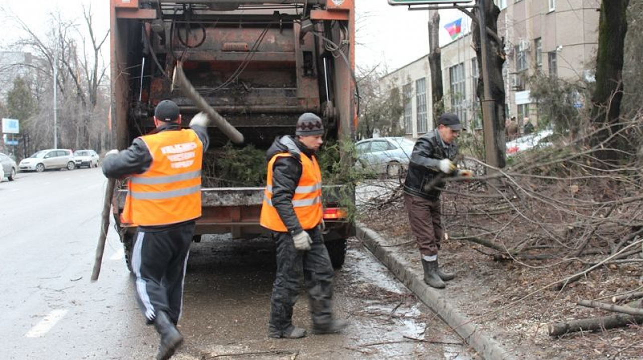 Уборка после стихийного бедствия в Новоалтайске от 2914 руб
